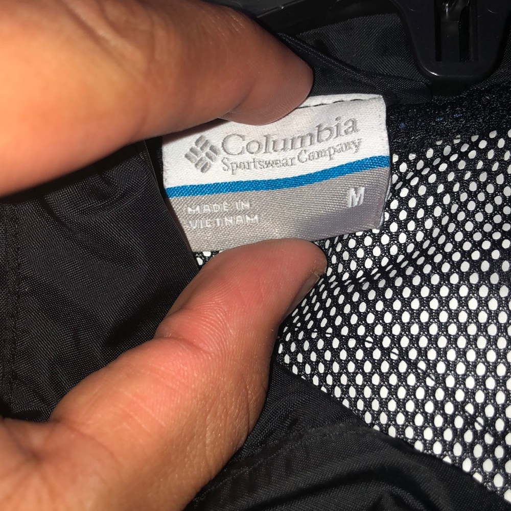 Black Columbia windbreaker